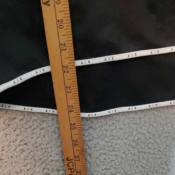 Nike Black Reflective Logo Long Sleeve Shirt - Picture 7 of 13